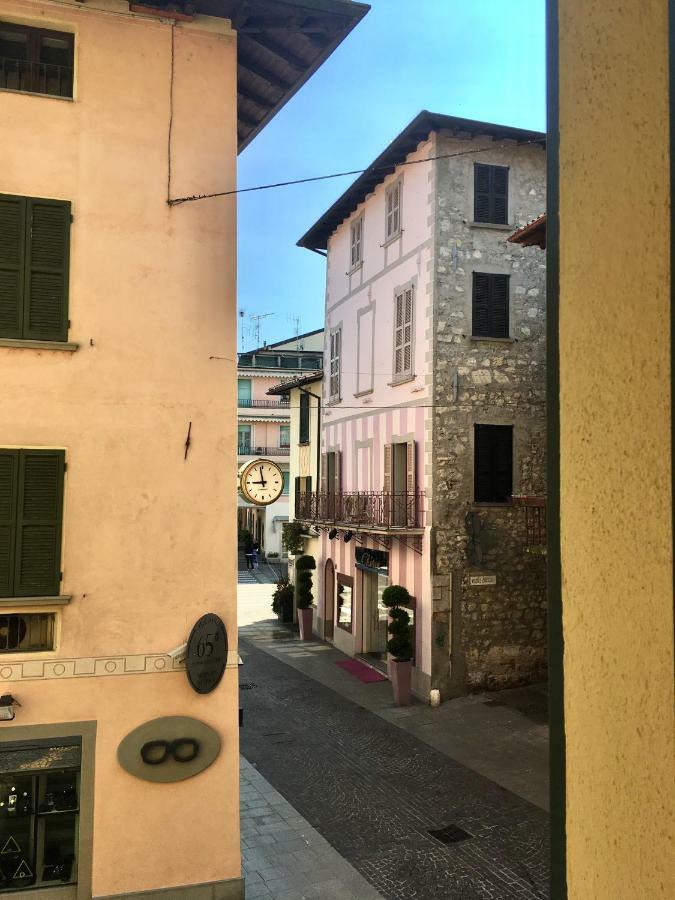 Casa Vacanze Al Porto Iseo Eksteriør billede